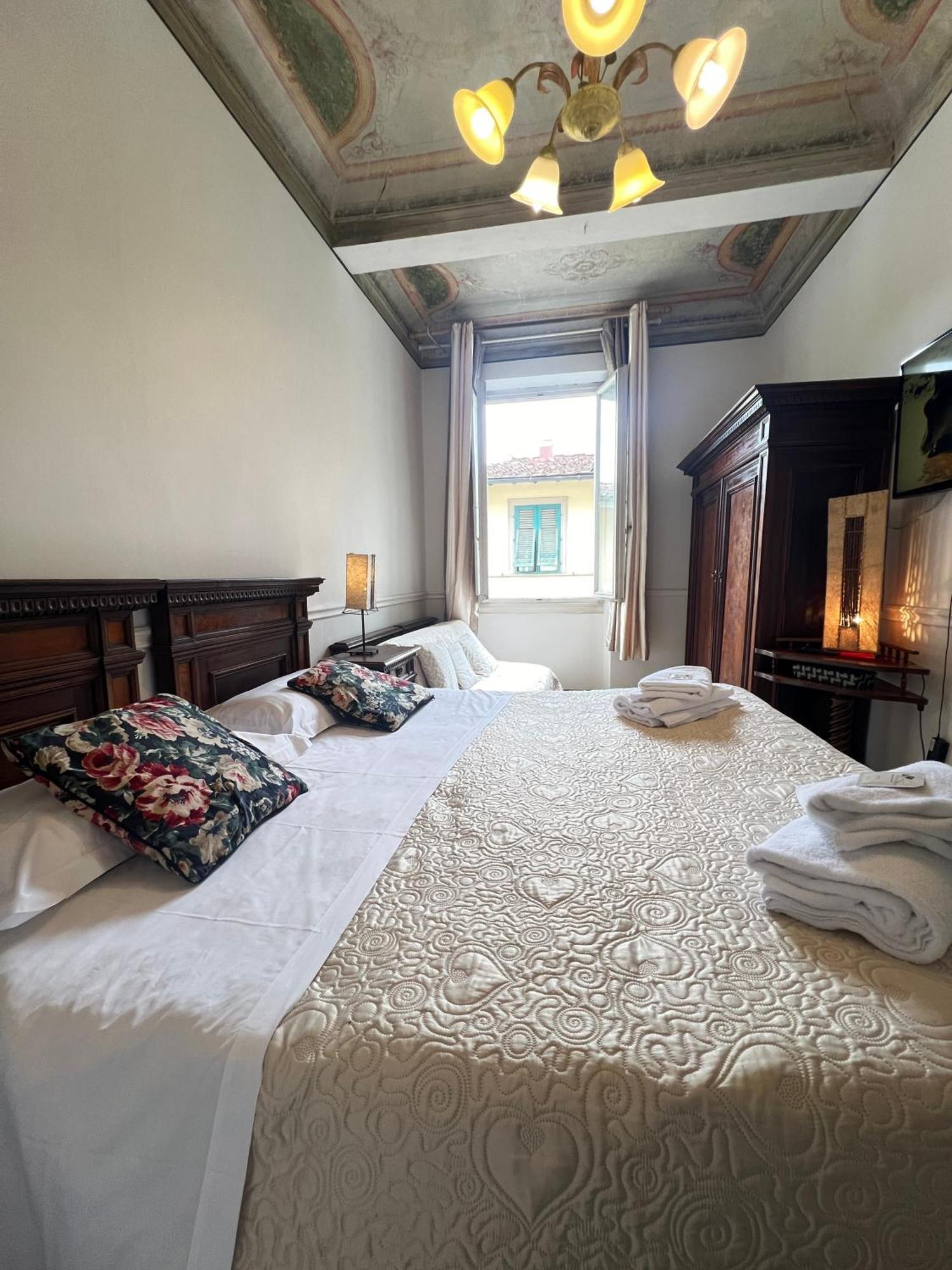 Casa Maya Souvenir Флоренция Экстерьер фото